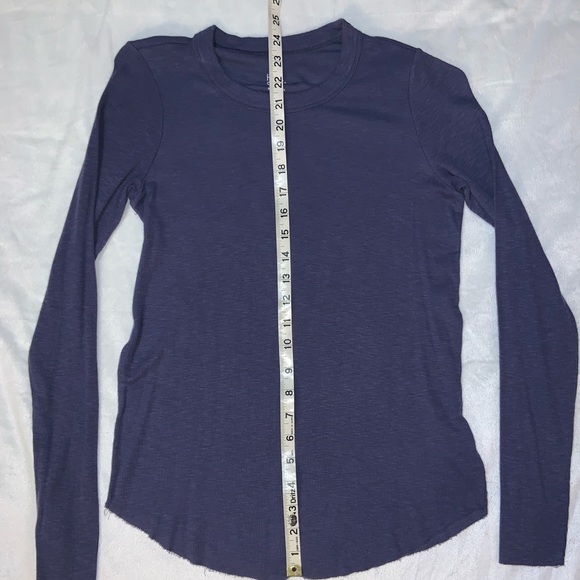 American Eagle Women’s XS Long Sleeve Shirt - Picture 2 of 3